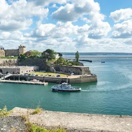 Maison De Charme - Coeur De Брест